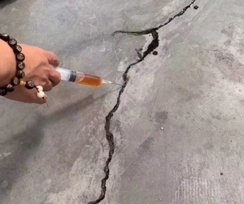 南票混凝土裂缝修补技术详解​